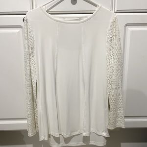 Womens one petite tunic with lace sleeves sheer fully lined white.